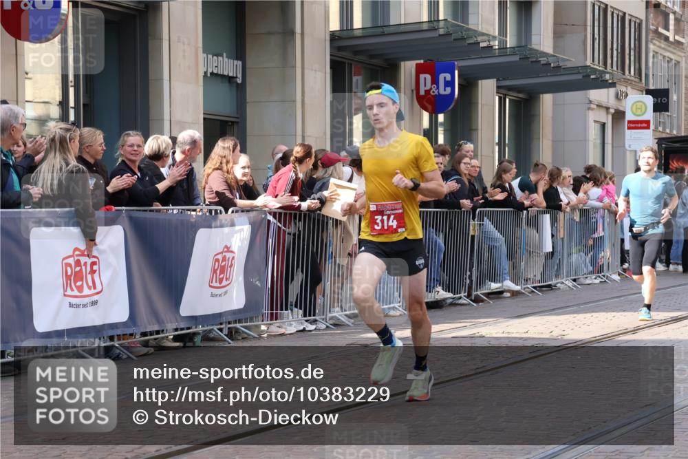 13.09.2026 - 21. swb-Marathon Bremen Strokosch-Dieckow http://msf.ph/oto/10383229 13.09.2026 12:48:54 Ziel 314, 934, 1428, 1917 meine-sportfotos.de
