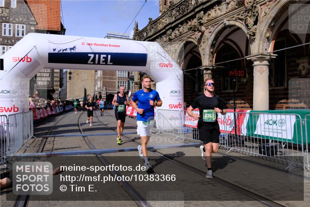 13.09.2026 - 21. swb-Marathon Bremen Tim E. http://msf.ph/oto/10383366 13.09.2026 13:19:52 Ziel 161, 461, 926, 1010, 1232, 1281, 1468, 1535, 1642, 2906, 4319, 4455, 4977, 4978, 7037, 7140, 7268, 7945, 8153, 8185, 9984, 13163 meine-sportfotos.de