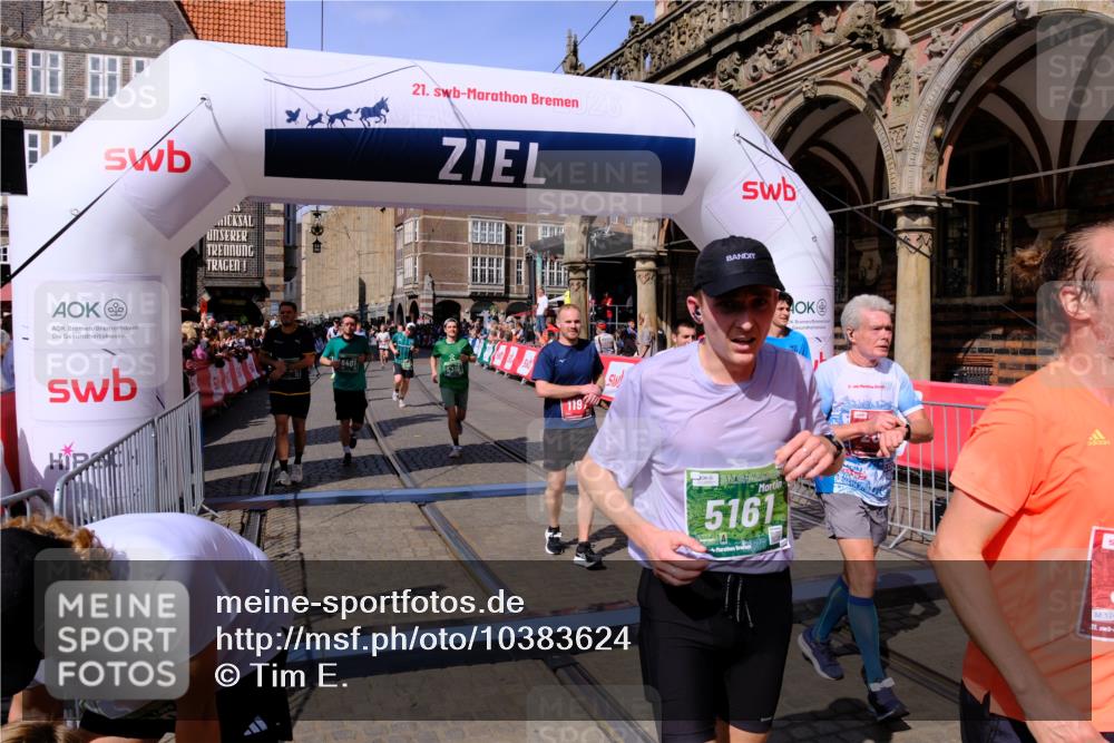 13.09.2026 - 21. swb-Marathon Bremen Tim E. http://msf.ph/oto/10383624 13.09.2026 13:21:15 Ziel 854, 1056, 1191, 1881, 2425, 2640, 3356, 3450, 3933, 4126, 4316, 4362, 4465, 4612, 5161, 6401, 6680, 6970, 7902, 8005, 8237, 8622, 8971, 13120 meine-sportfotos.de