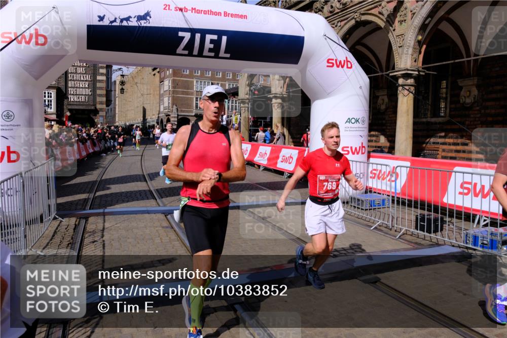 13.09.2026 - 21. swb-Marathon Bremen Tim E. http://msf.ph/oto/10383852 13.09.2026 13:21:34 Ziel 226, 2979, 3202, 3450, 3534, 4234, 4362, 4445, 4484, 4519, 4734, 6357, 6862, 8323, 8408, 8791, 9267, 9268, 9514, 9900 meine-sportfotos.de