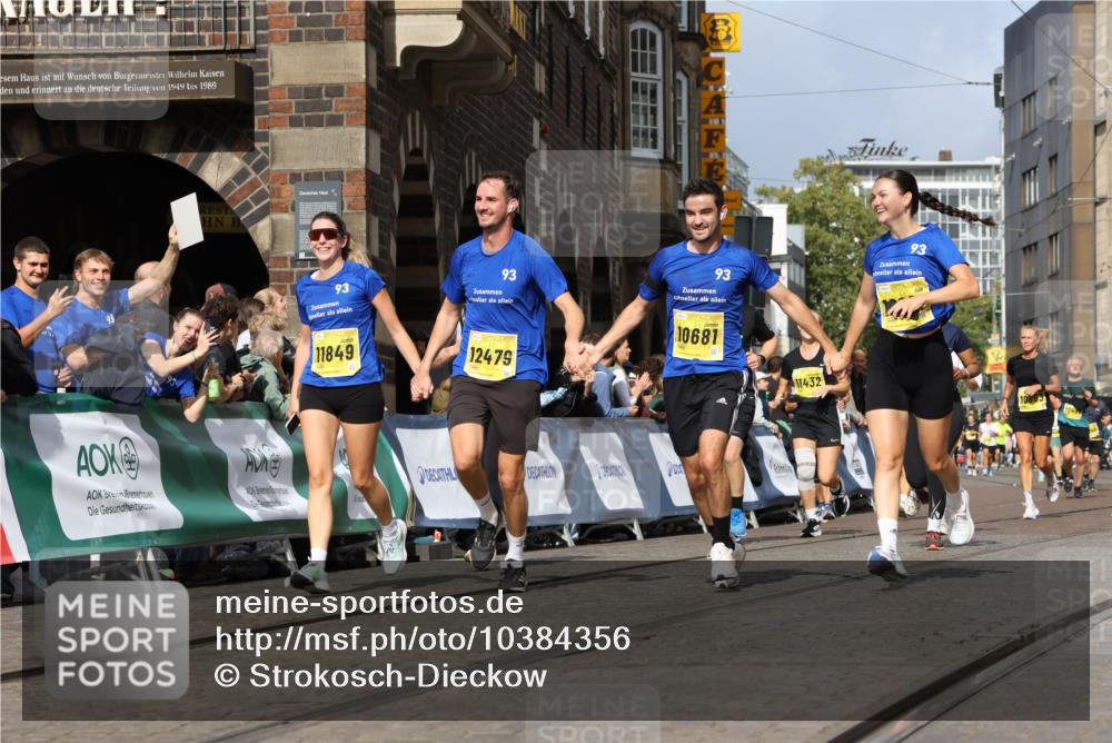 13.09.2026 - 21. swb-Marathon Bremen Strokosch-Dieckow http://msf.ph/oto/10384356 13.09.2026 11:06:27 Ziel 10204, 10375, 10619, 10662, 11029, 11132, 11156, 11460, 11674, 11690, 11775, 11786, 12186, 12486, 10323, 10654, 10795, 10849, 10989, 11021, 11240, 12146, 12485 meine-sportfotos.de