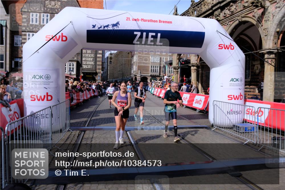 13.09.2026 - 21. swb-Marathon Bremen Tim E. http://msf.ph/oto/10384573 13.09.2026 13:22:24 Ziel 141, 148, 1601, 1645, 2051, 3021, 3652, 5193, 6621, 7625, 7917, 8452, 8924, 9599, 9839 meine-sportfotos.de