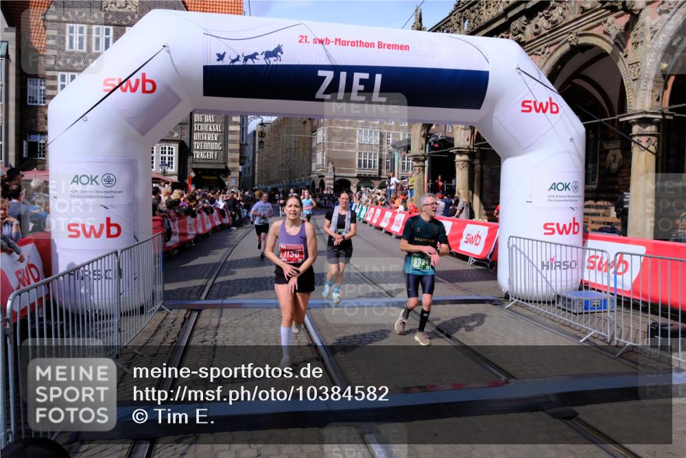 13.09.2026 - 21. swb-Marathon Bremen Tim E. http://msf.ph/oto/10384582 13.09.2026 13:22:24 Ziel 141, 148, 1601, 1645, 2051, 3021, 3652, 5193, 6621, 7625, 7917, 8452, 8924, 9599, 9839 meine-sportfotos.de