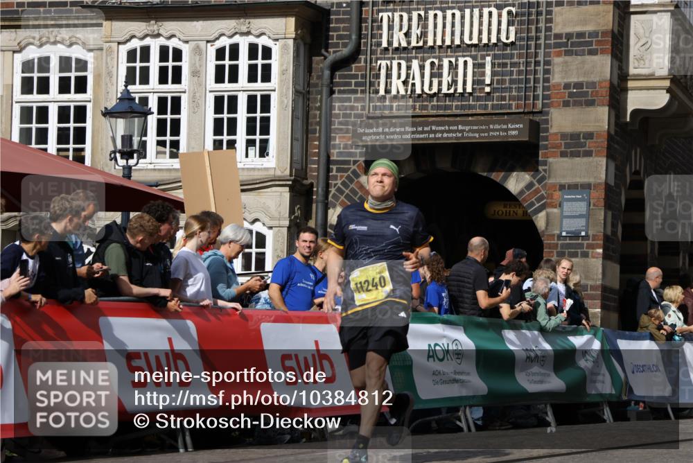 13.09.2026 - 21. swb-Marathon Bremen Strokosch-Dieckow http://msf.ph/oto/10384812 13.09.2026 11:06:42 Ziel 10376, 10681, 10682, 10852, 10853, 11028, 11340, 11374, 11432, 11460, 11690, 11729, 11849, 12217, 12479, 12485, 10378, 10663, 11066, 11370, 12124, 12219, 12249 meine-sportfotos.de