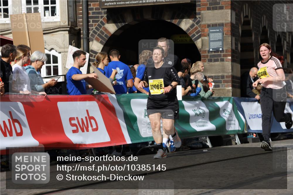13.09.2026 - 21. swb-Marathon Bremen Strokosch-Dieckow http://msf.ph/oto/10385145 13.09.2026 11:06:56 Ziel 10323, 10654, 10795, 10849, 10853, 10989, 11021, 11028, 11240, 11370, 12146, 12217, 12485, 10156, 10360, 11100, 11257, 11393, 11439, 11684, 11696, 12255 meine-sportfotos.de