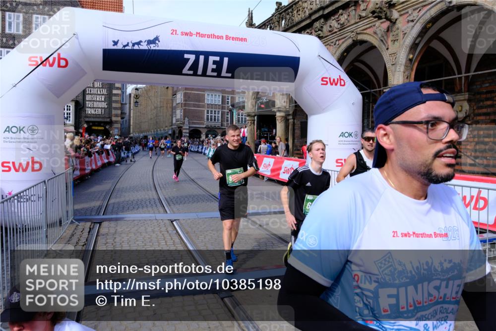 13.09.2026 - 21. swb-Marathon Bremen Tim E. http://msf.ph/oto/10385198 13.09.2026 13:23:07 Ziel 388, 913, 1963, 2040, 2402, 2771, 2806, 3145, 3560, 6707, 6737, 6792, 8377, 8551, 8646, 9090, 9510 meine-sportfotos.de
