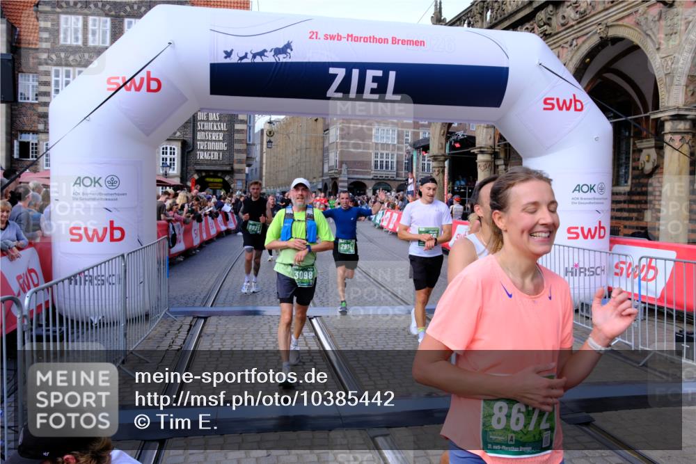 13.09.2026 - 21. swb-Marathon Bremen Tim E. http://msf.ph/oto/10385442 13.09.2026 13:23:24 Ziel 1809, 1900, 1935, 1963, 2306, 2367, 2427, 2827, 2914, 2961, 3098, 3233, 3374, 3560, 3729, 3920, 5114, 7909, 8045, 8231, 8304, 8377, 8671, 8672, 8732, 8787, 8819, 8820, 9827, 9921 meine-sportfotos.de