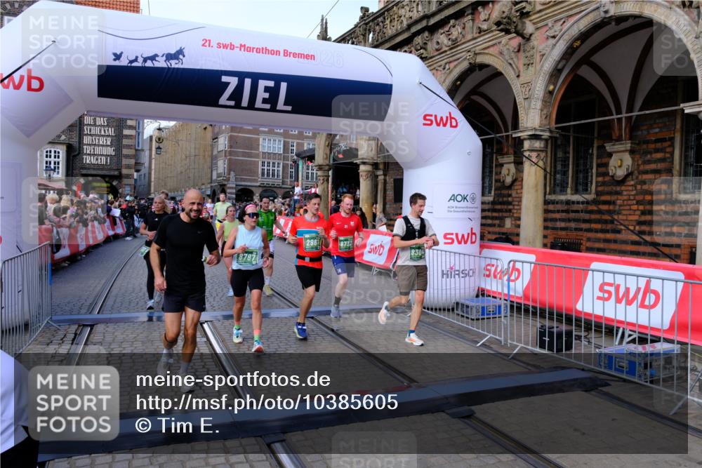 13.09.2026 - 21. swb-Marathon Bremen Tim E. http://msf.ph/oto/10385605 13.09.2026 13:23:31 Ziel 1809, 1900, 1935, 2306, 2367, 2427, 2827, 2899, 2914, 2961, 3233, 3374, 3531, 3729, 3920, 5114, 5820, 5821, 6923, 8045, 8231, 8304, 8732, 8787, 8863, 9436, 9827, 9921, 10127 meine-sportfotos.de