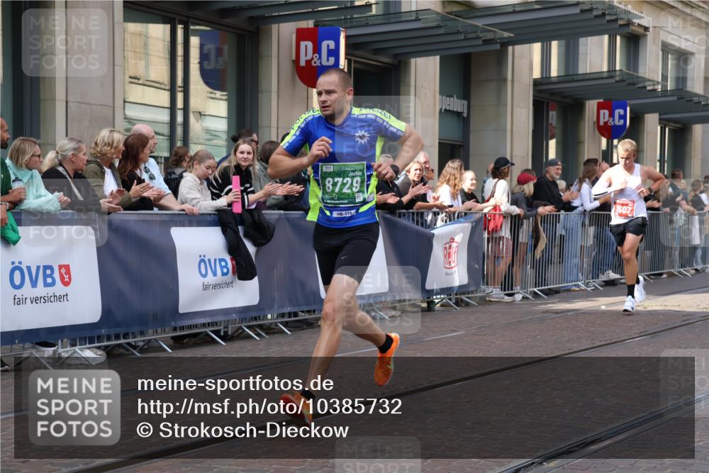 13.09.2026 - 21. swb-Marathon Bremen Strokosch-Dieckow http://msf.ph/oto/10385732 13.09.2026 12:52:34 Ziel 417, 553, 2100, 7244, 8077, 8729, 9522, 525, 959, 1357, 1507, 7768 meine-sportfotos.de