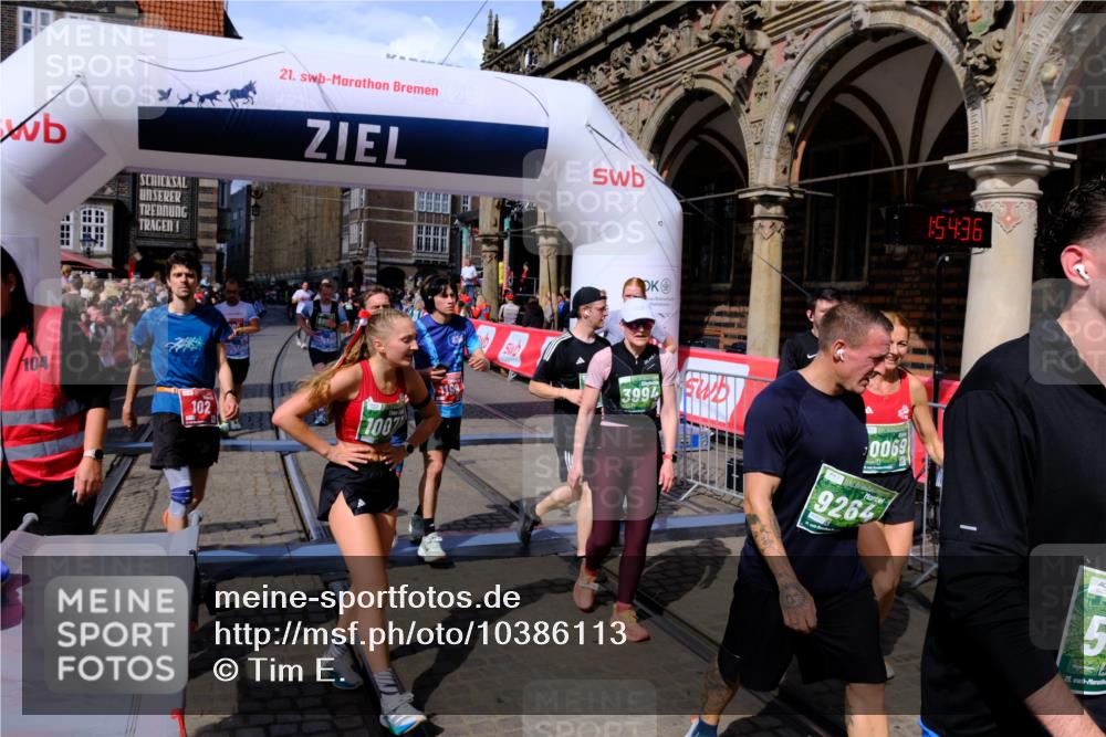 13.09.2026 - 21. swb-Marathon Bremen Tim E. http://msf.ph/oto/10386113 13.09.2026 13:24:57 Ziel 282, 789, 790, 1516, 1582, 2280, 3375, 3524, 3994, 4198, 4262, 4277, 5328, 5572, 5664, 5953, 6080, 6626, 6807, 7568, 8310, 8636, 8881, 9264, 9541, 9676, 10069, 10071, 10097, 10103 meine-sportfotos.de