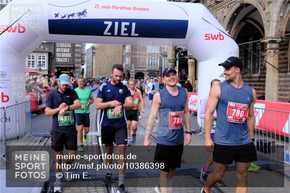 13.09.2026 - 21. swb-Marathon Bremen Tim E. http://msf.ph/oto/10386398 13.09.2026 13:25:29 Ziel 1080, 1119, 1166, 1264, 1436, 1448, 1658, 2046, 2322, 3105, 3168, 3187, 4091, 4294, 4459, 4507, 4918, 6113, 7306, 7326, 8245, 8357, 9036, 9073, 9299, 9360, 9460, 9493, 9563, 13025, 13088 meine-sportfotos.de