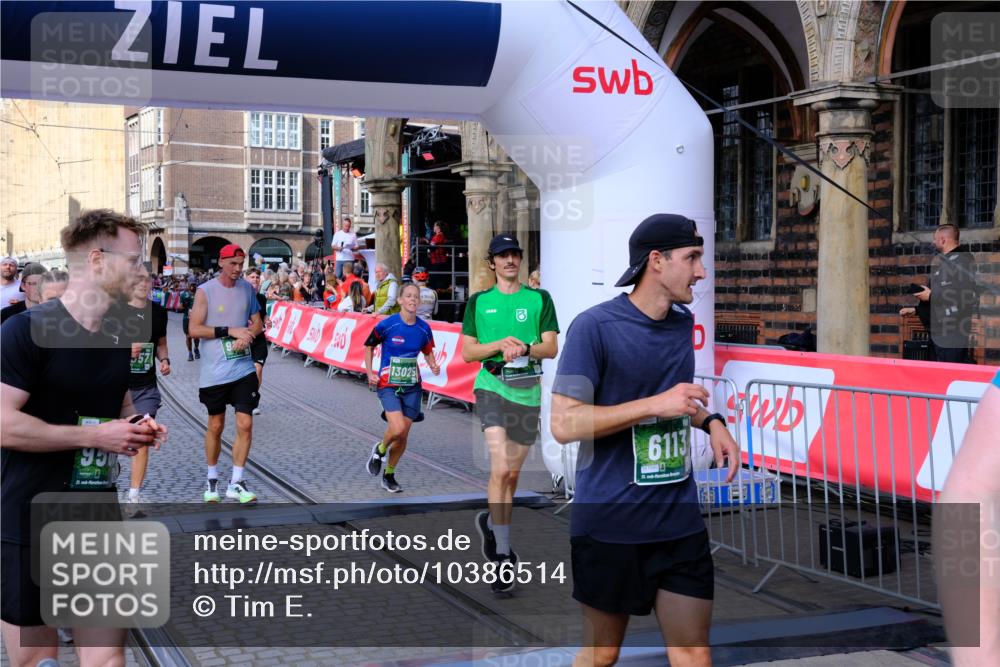 13.09.2026 - 21. swb-Marathon Bremen Tim E. http://msf.ph/oto/10386514 13.09.2026 13:25:42 Ziel 209, 260, 1119, 1650, 1658, 2046, 3168, 3187, 4294, 4459, 5755, 5814, 6113, 6380, 7252, 7306, 7326, 8357, 8545, 8695, 8769, 9036, 9299, 9460, 9468, 9563, 13025 meine-sportfotos.de