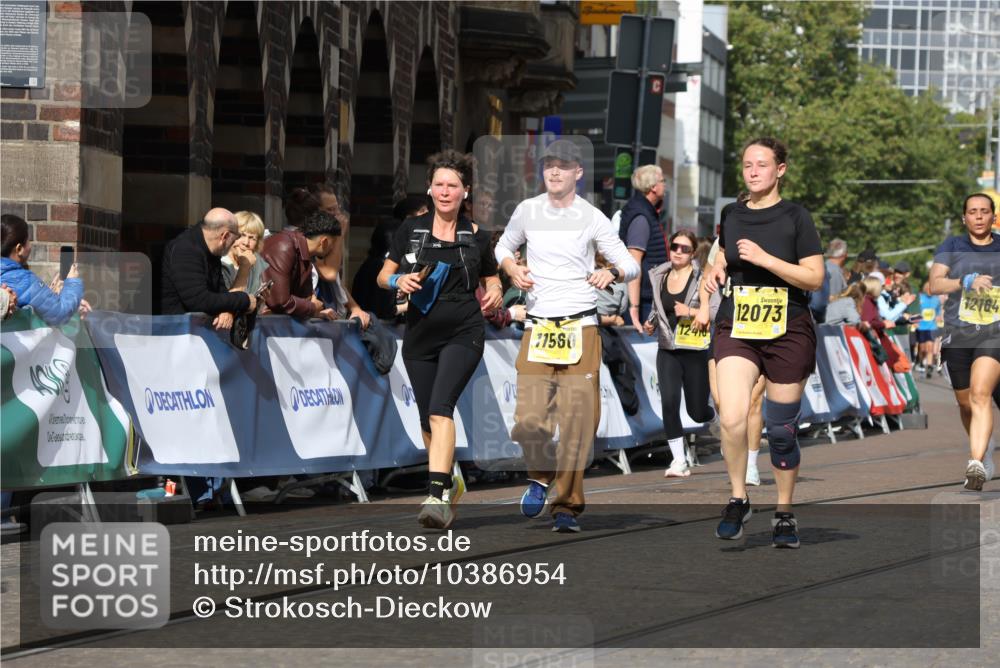 13.09.2026 - 21. swb-Marathon Bremen Strokosch-Dieckow http://msf.ph/oto/10386954 13.09.2026 11:08:31 Ziel 10135, 10188, 10404, 10493, 10767, 10793, 10851, 10859, 11032, 11044, 11263, 11378, 11404, 11509, 11659, 11831, 11833, 11958, 12160, 12248, 12325, 12384, 12389, 10229, 10399, 10609, 11065, 11358, 11421, 11678, 11710, 11718, 11834, 12162 meine-sportfotos.de