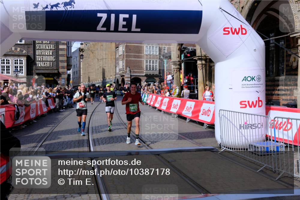 13.09.2026 - 21. swb-Marathon Bremen Tim E. http://msf.ph/oto/10387178 13.09.2026 13:26:54 Ziel 1368, 2779, 3526, 3603, 3852, 4077, 4598, 6289, 6375, 6548, 8112, 9260, 13195 meine-sportfotos.de