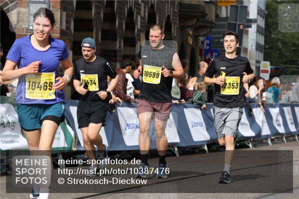 13.09.2026 - 21. swb-Marathon Bremen Strokosch-Dieckow http://msf.ph/oto/10387476 13.09.2026 11:08:59 Ziel 10229, 10399, 10469, 10609, 11065, 11358, 11421, 11678, 11710, 11718, 11834, 11888, 12162, 12256, 12516, 12517, 10314, 10321, 10570, 10630, 11011, 11091, 11138, 11304, 11578, 11987, 12155, 12192, 12337, 12554 meine-sportfotos.de