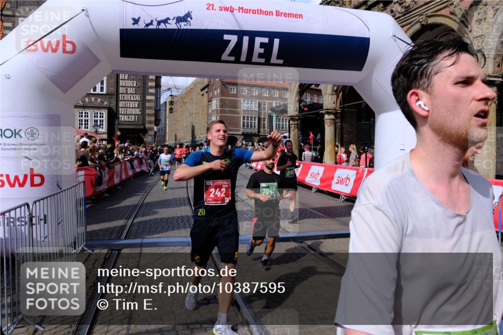13.09.2026 - 21. swb-Marathon Bremen Tim E. http://msf.ph/oto/10387595 13.09.2026 13:28:10 Ziel 440, 488, 534, 762, 1343, 1456, 1932, 3135, 3480, 3576, 3970, 4106, 4133, 4265, 4496, 4744, 5462, 6067, 6468, 6522, 7042, 7138, 7358, 8188, 8351, 9067, 9145, 9494, 9727, 13069, 13198 meine-sportfotos.de