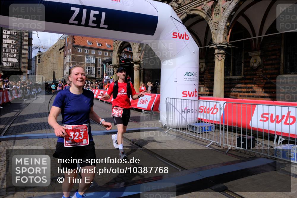 13.09.2026 - 21. swb-Marathon Bremen Tim E. http://msf.ph/oto/10387768 13.09.2026 13:28:22 Ziel 488, 1343, 1456, 3114, 3334, 3480, 4506, 5360, 5462, 6182, 7926, 8188, 8656, 9067, 9145, 9167, 9168, 9543, 9738, 9881, 13069 meine-sportfotos.de