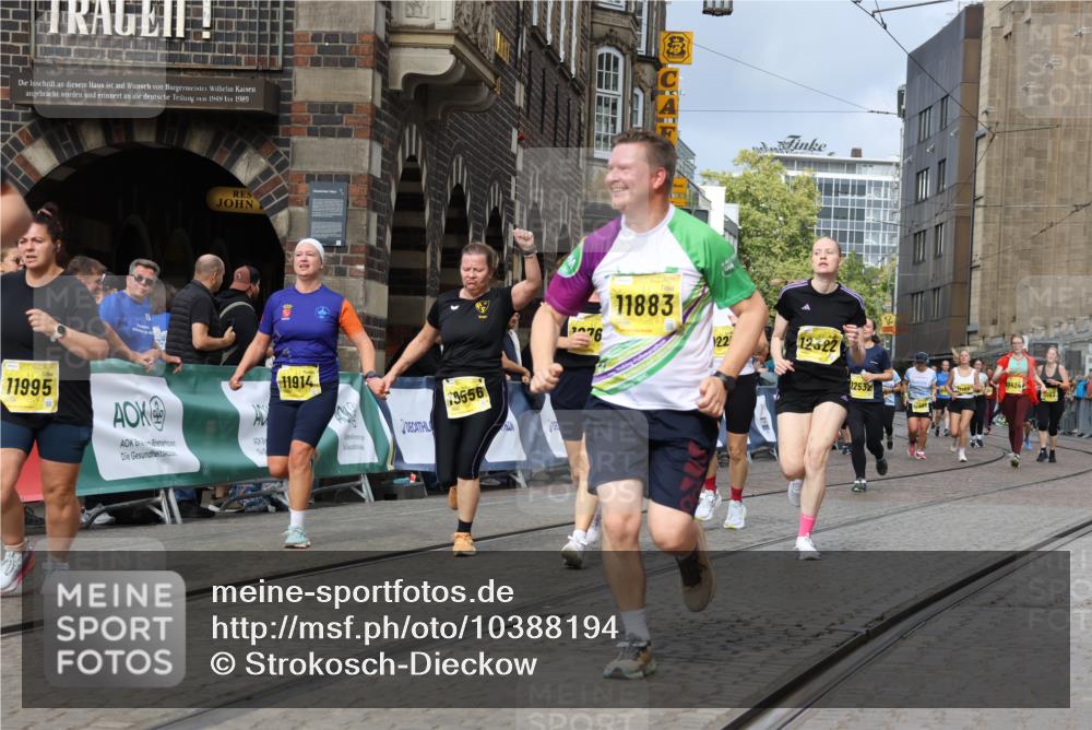 13.09.2026 - 21. swb-Marathon Bremen Strokosch-Dieckow http://msf.ph/oto/10388194 13.09.2026 11:09:33 Ziel 10314, 10321, 10570, 10630, 10664, 10686, 10694, 10983, 11091, 11138, 11304, 11578, 11764, 11882, 11883, 11915, 11987, 12155, 12192, 12337, 12491, 12554, 13607, 10234, 10386, 10417, 10424, 10696, 10712, 10737, 10785, 10990, 10991, 11192, 11937, 12409, 12449 meine-sportfotos.de