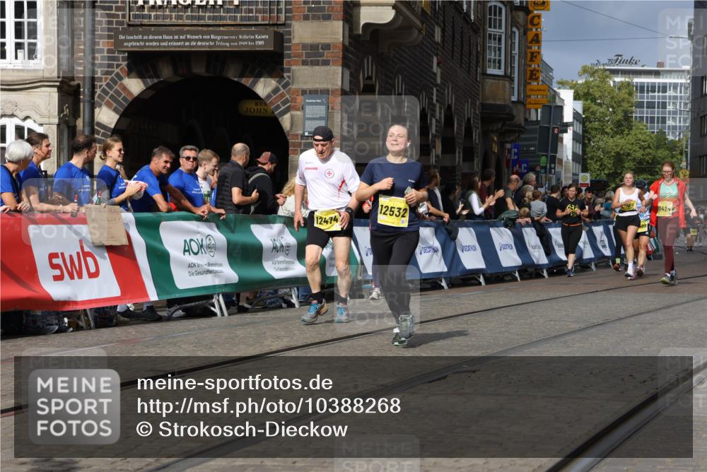 13.09.2026 - 21. swb-Marathon Bremen Strokosch-Dieckow http://msf.ph/oto/10388268 13.09.2026 11:09:37 Ziel 10314, 10321, 10556, 10664, 10686, 10694, 10769, 10823, 10981, 10983, 11091, 11225, 11304, 11578, 11764, 11882, 11883, 11914, 11915, 11987, 11995, 12155, 12322, 12337, 12491, 13607, 10234, 10417, 10645, 10696, 10737, 10785, 10990, 10991, 11383, 11437, 12449 meine-sportfotos.de