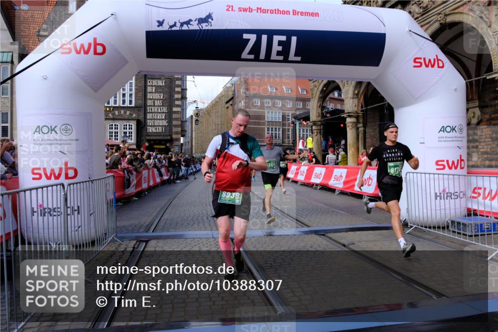 13.09.2026 - 21. swb-Marathon Bremen Tim E. http://msf.ph/oto/10388307 13.09.2026 13:29:00 Ziel 613, 1914, 2276, 2764, 2891, 3028, 3348, 3444, 4102, 4564, 5267, 5531, 5691, 6914, 6957, 7134, 7263, 7527, 8938, 9176, 9562, 13012, 13174 meine-sportfotos.de
