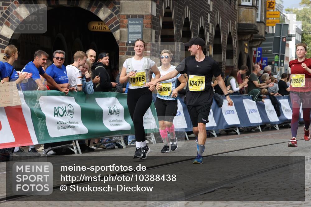 13.09.2026 - 21. swb-Marathon Bremen Strokosch-Dieckow http://msf.ph/oto/10388438 13.09.2026 11:09:48 Ziel 10386, 10424, 10556, 10664, 10694, 10712, 10769, 10823, 10981, 11192, 11225, 11882, 11883, 11914, 11915, 11937, 11995, 12322, 12409, 12474, 12491, 12532, 13607, 10299, 10435, 10645, 10751, 11119, 11383, 11437, 11441 meine-sportfotos.de