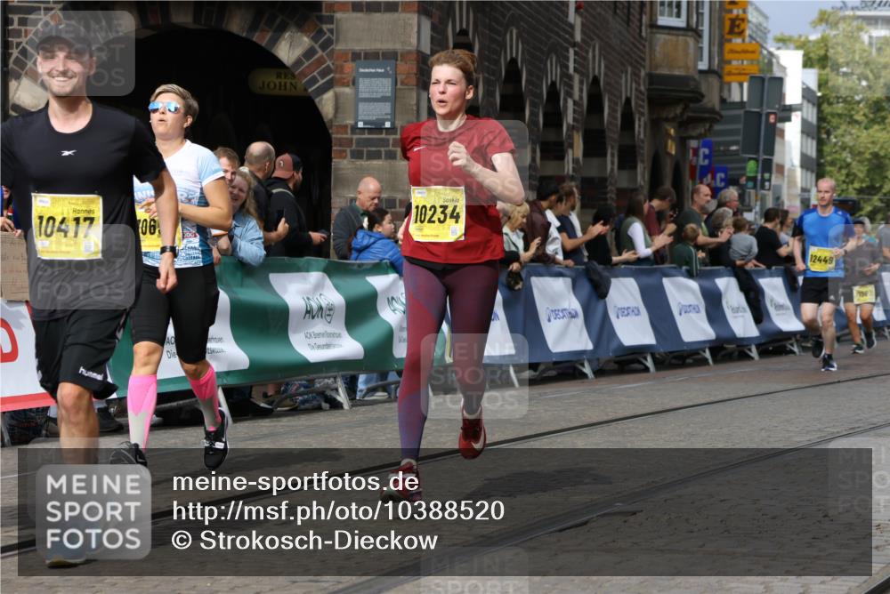 13.09.2026 - 21. swb-Marathon Bremen Strokosch-Dieckow http://msf.ph/oto/10388520 13.09.2026 11:09:50 Ziel 10234, 10386, 10417, 10424, 10556, 10664, 10694, 10712, 10769, 10785, 10823, 10981, 11192, 11225, 11882, 11883, 11914, 11915, 11937, 11995, 12322, 12409, 12474, 12532, 10299, 10435, 10751, 11119, 11383, 11437, 11441 meine-sportfotos.de
