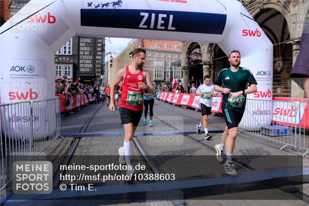 13.09.2026 - 21. swb-Marathon Bremen Tim E. http://msf.ph/oto/10388603 13.09.2026 13:29:38 Ziel 132, 303, 596, 651, 1083, 1365, 1387, 1545, 1823, 2023, 2301, 2867, 2957, 3258, 3721, 3796, 3846, 3912, 4541, 5036, 5599, 6030, 6103, 6499, 6690, 7013, 7149, 7361, 7631, 7649, 7860, 8007, 8009, 8066, 8099, 8277, 8338, 8675, 8831, 9249, 9661, 9889, 10128 meine-sportfotos.de