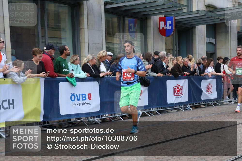 13.09.2026 - 21. swb-Marathon Bremen Strokosch-Dieckow http://msf.ph/oto/10388706 13.09.2026 12:58:47 Ziel 1118, 1508, 1751, 1993, 3584, 3624, 3688, 4399, 4847, 6991, 8065, 8383, 8994, 9120, 9329, 346, 1576, 2049, 5672, 6198, 6929, 8311, 8394 meine-sportfotos.de