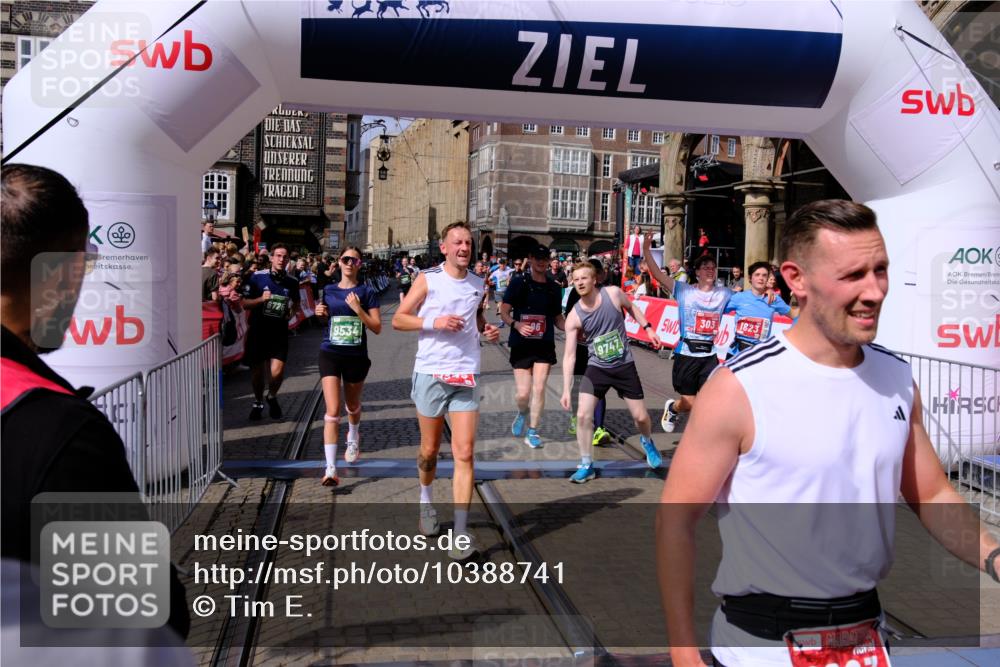 13.09.2026 - 21. swb-Marathon Bremen Tim E. http://msf.ph/oto/10388741 13.09.2026 13:30:05 Ziel 109, 124, 454, 716, 1073, 1173, 1581, 1759, 1861, 2289, 3320, 3618, 3667, 3908, 4115, 4524, 4575, 4576, 6006, 6127, 6725, 7079, 7093, 7384, 7884, 8267, 8481, 8594, 8612, 8771, 8899, 9049, 9534, 9747, 9770, 10013, 13031 meine-sportfotos.de