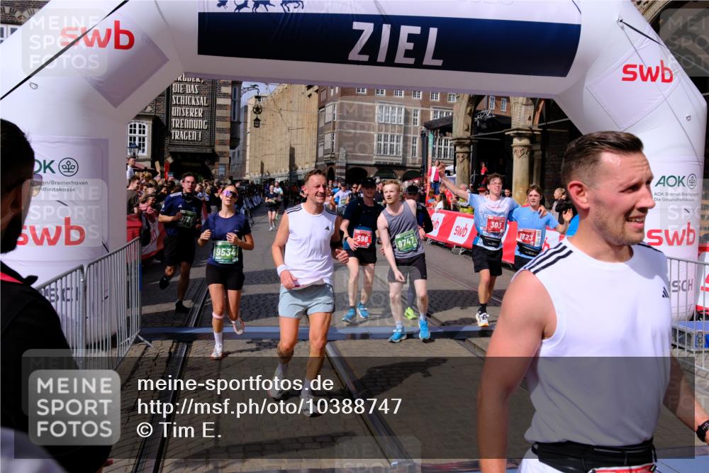13.09.2026 - 21. swb-Marathon Bremen Tim E. http://msf.ph/oto/10388747 13.09.2026 13:30:05 Ziel 109, 124, 454, 716, 1073, 1173, 1581, 1759, 1861, 2289, 3320, 3618, 3667, 3908, 4115, 4524, 4575, 4576, 6006, 6127, 6725, 7079, 7093, 7384, 7884, 8267, 8481, 8594, 8612, 8771, 8899, 9049, 9534, 9747, 9770, 10013, 13031 meine-sportfotos.de