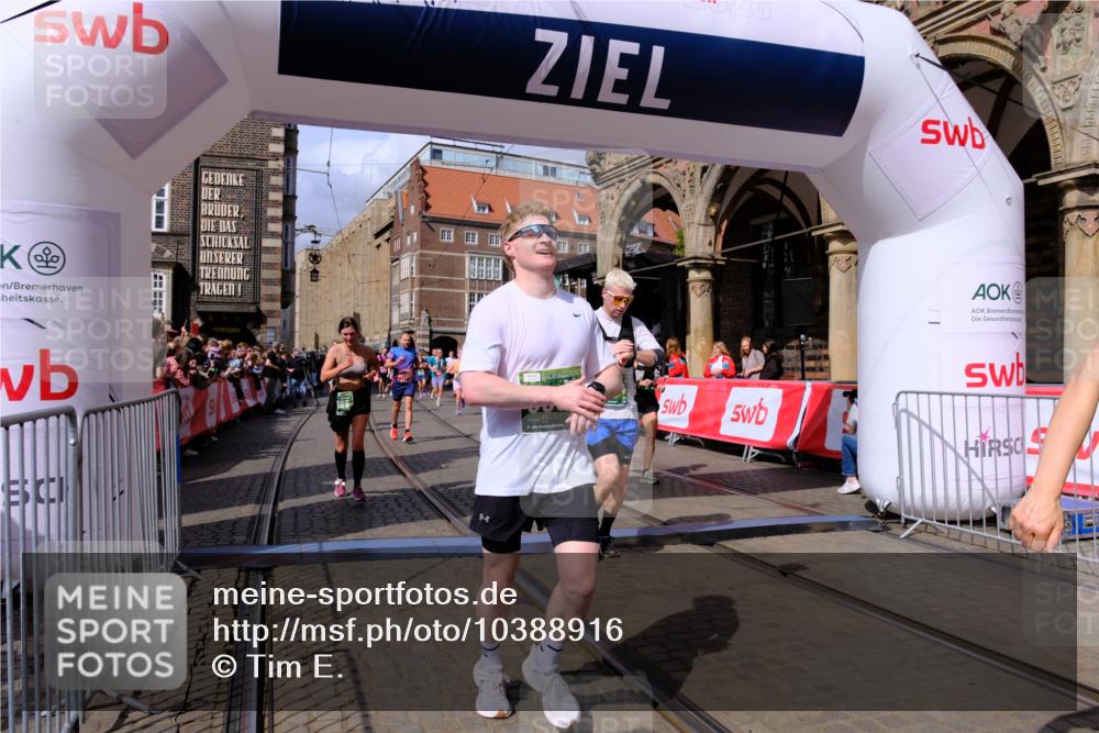 13.09.2026 - 21. swb-Marathon Bremen Tim E. http://msf.ph/oto/10388916 13.09.2026 13:30:45 Ziel 625, 881, 1067, 2265, 2900, 3163, 3164, 3425, 4058, 4206, 4332, 4415, 4425, 4748, 4763, 5506, 5551, 6134, 6347, 6988, 7253, 7567, 7645, 7821, 8090, 8105, 8116, 8117, 8169, 8314, 8494, 8762, 8878, 8966, 9011, 9015, 9108, 9412, 9695, 9825 meine-sportfotos.de