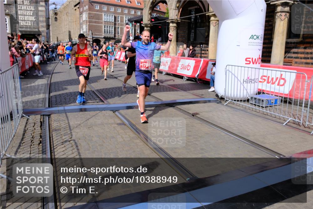 13.09.2026 - 21. swb-Marathon Bremen Tim E. http://msf.ph/oto/10388949 13.09.2026 13:30:48 Ziel 625, 1067, 2265, 2452, 2723, 2900, 3163, 3164, 3425, 4058, 4206, 4332, 4342, 4415, 4425, 4748, 4757, 5506, 5551, 6134, 6347, 6523, 6988, 7253, 7567, 7645, 7821, 8090, 8105, 8116, 8117, 8169, 8314, 8494, 8762, 8878, 8966, 9011, 9108, 9412, 9695, 9825 meine-sportfotos.de