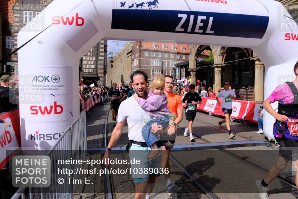 13.09.2026 - 21. swb-Marathon Bremen Tim E. http://msf.ph/oto/10389036 13.09.2026 13:30:54 Ziel 625, 800, 834, 1067, 1533, 1771, 1841, 1926, 1941, 2369, 2452, 2723, 2985, 3163, 3164, 3425, 4058, 4206, 4332, 4342, 4415, 4425, 4748, 4757, 4920, 5506, 5551, 5822, 6134, 6343, 6347, 6523, 6988, 7012, 7253, 7567, 7645, 7821, 8116, 8117, 8762, 8878, 8966, 9011, 9108, 9692, 9695, 9699, 9825, 13090 meine-sportfotos.de