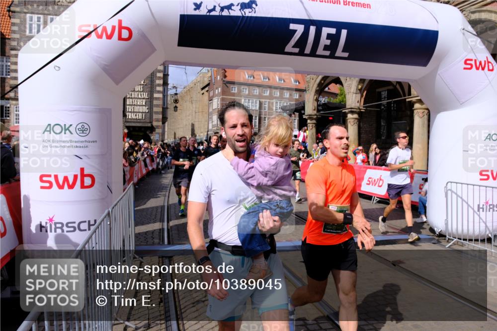 13.09.2026 - 21. swb-Marathon Bremen Tim E. http://msf.ph/oto/10389045 13.09.2026 13:30:54 Ziel 625, 800, 834, 1067, 1533, 1771, 1841, 1926, 1941, 2369, 2452, 2723, 2985, 3163, 3164, 3425, 4058, 4206, 4332, 4342, 4415, 4425, 4748, 4757, 4920, 5506, 5551, 5822, 6134, 6343, 6347, 6523, 6988, 7012, 7253, 7567, 7645, 7821, 8116, 8117, 8762, 8878, 8966, 9011, 9108, 9692, 9695, 9699, 9825, 13090 meine-sportfotos.de