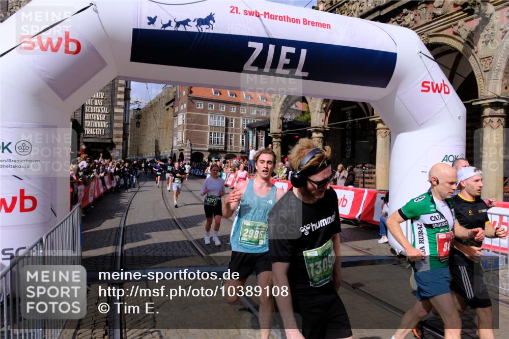 13.09.2026 - 21. swb-Marathon Bremen Tim E. http://msf.ph/oto/10389108 13.09.2026 13:31:07 Ziel 244, 800, 834, 1189, 1533, 1771, 1841, 1926, 1941, 2369, 2452, 2723, 2985, 3360, 4251, 4920, 5600, 5681, 5802, 5822, 5900, 6307, 6343, 6523, 7012, 7760, 8543, 8616, 9290, 9507, 9653, 9692, 9699, 9767, 9962, 9976, 13090, 13152, 13215 meine-sportfotos.de