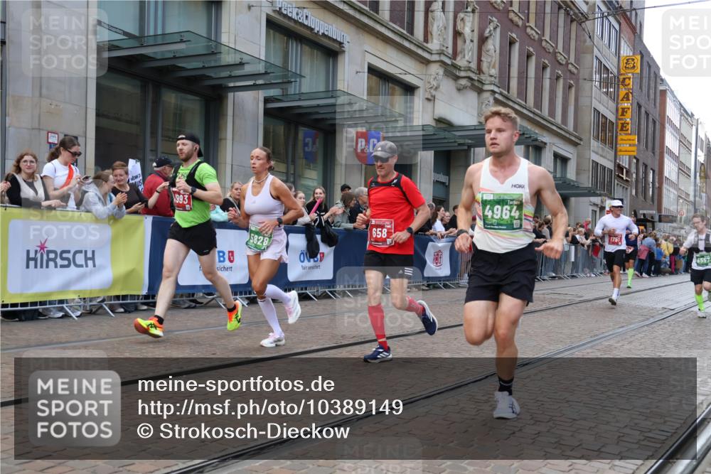 13.09.2026 - 21. swb-Marathon Bremen Strokosch-Dieckow http://msf.ph/oto/10389149 13.09.2026 12:59:27 Ziel 126, 277, 466, 807, 862, 1320, 1485, 1852, 4964, 5316, 5828, 6557, 8850, 9153, 658, 1248, 1508, 1751, 1800, 1993, 2651, 3251, 3584, 4096, 6991, 8383, 9533 meine-sportfotos.de