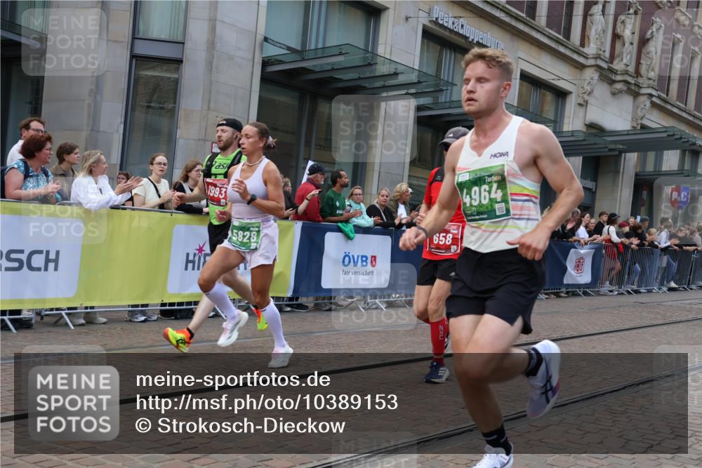13.09.2026 - 21. swb-Marathon Bremen Strokosch-Dieckow http://msf.ph/oto/10389153 13.09.2026 12:59:28 Ziel 126, 277, 466, 807, 862, 1320, 1485, 1852, 4964, 5316, 5828, 6557, 8850, 9153, 658, 1248, 1508, 1751, 1800, 1993, 2651, 3251, 3584, 4096, 6991, 8383, 9533 meine-sportfotos.de