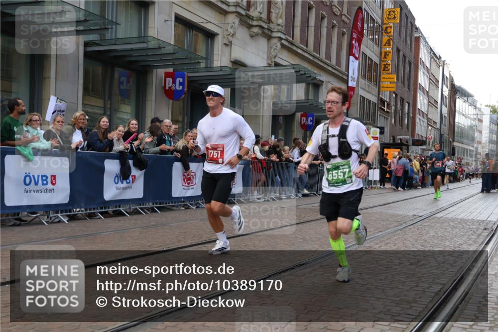13.09.2026 - 21. swb-Marathon Bremen Strokosch-Dieckow http://msf.ph/oto/10389170 13.09.2026 12:59:29 Ziel 126, 277, 466, 807, 862, 1320, 1485, 1852, 4964, 5316, 5828, 6557, 8850, 9153, 658, 1248, 1508, 1751, 1800, 1993, 2651, 3251, 3584, 4096, 6991, 8383, 9533 meine-sportfotos.de