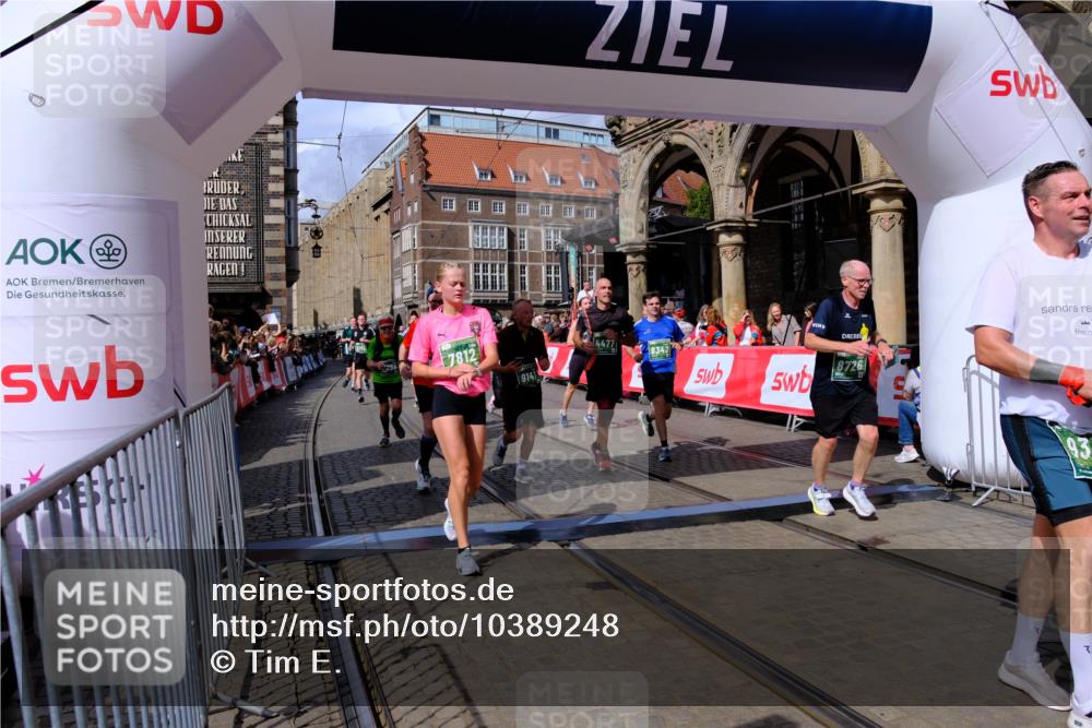 13.09.2026 - 21. swb-Marathon Bremen Tim E. http://msf.ph/oto/10389248 13.09.2026 13:31:38 Ziel 217, 922, 1398, 1627, 2244, 2602, 2707, 3152, 3343, 3392, 3396, 3579, 3762, 4258, 4477, 5375, 5504, 5673, 5720, 5765, 5979, 6147, 6619, 6968, 6971, 7001, 7296, 7812, 8035, 8097, 8239, 8339, 8342, 8726, 9147, 9155, 9337, 9822, 9969, 9977, 13066 meine-sportfotos.de