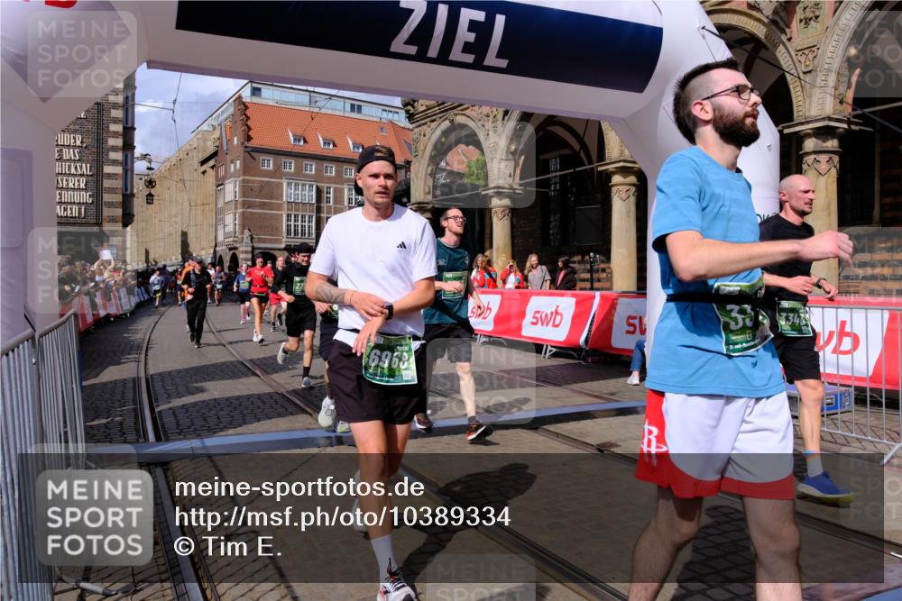 13.09.2026 - 21. swb-Marathon Bremen Tim E. http://msf.ph/oto/10389334 13.09.2026 13:31:47 Ziel 922, 1600, 1627, 2602, 2707, 3152, 3343, 3392, 3579, 3859, 4258, 4273, 4692, 4889, 5375, 5426, 5504, 5720, 5765, 5979, 6039, 6147, 6581, 6968, 6971, 7001, 7032, 7296, 8035, 8042, 8205, 8239, 8339, 8364, 8495, 8522, 9155, 9293, 9822, 9903, 13066 meine-sportfotos.de