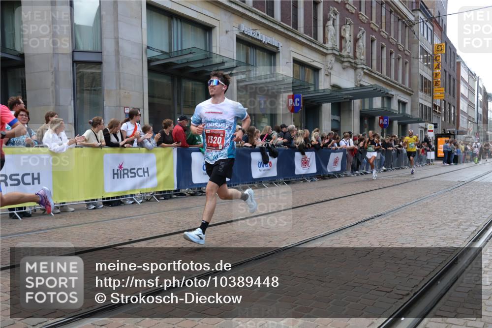 13.09.2026 - 21. swb-Marathon Bremen Strokosch-Dieckow http://msf.ph/oto/10389448 13.09.2026 13:00:06 Ziel 671, 912, 1136, 1550, 1754, 2683, 5776, 7015, 8689, 603, 735, 807, 1320, 1485, 1571, 1758, 1911, 1930, 7170, 8850, 9153 meine-sportfotos.de