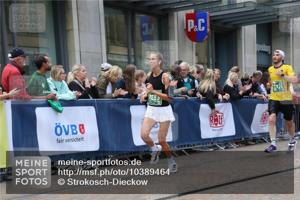 13.09.2026 - 21. swb-Marathon Bremen Strokosch-Dieckow http://msf.ph/oto/10389464 13.09.2026 13:00:08 Ziel 671, 912, 1136, 1550, 1754, 2141, 2683, 4904, 5776, 7015, 603, 735, 807, 1320, 1485, 1571, 1758, 1911, 1930, 7170, 8689, 8850, 9153 meine-sportfotos.de