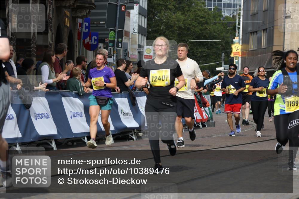 13.09.2026 - 21. swb-Marathon Bremen Strokosch-Dieckow http://msf.ph/oto/10389476 13.09.2026 11:11:07 Ziel 10148, 10163, 10461, 10462, 10547, 10792, 10911, 11043, 11047, 11309, 11327, 11335, 11465, 11513, 11583, 11736, 11756, 11846, 10419, 10611, 11062, 11231, 11458, 11679, 11745, 12126, 12148, 12396 meine-sportfotos.de