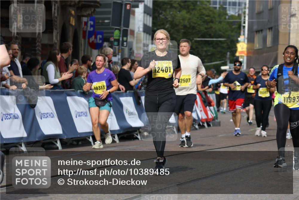 13.09.2026 - 21. swb-Marathon Bremen Strokosch-Dieckow http://msf.ph/oto/10389485 13.09.2026 11:11:07 Ziel 10148, 10163, 10461, 10462, 10547, 10792, 10911, 11043, 11047, 11309, 11327, 11335, 11465, 11513, 11583, 11736, 11756, 11846, 10419, 10611, 11062, 11231, 11458, 11679, 11745, 12126, 12148, 12396 meine-sportfotos.de
