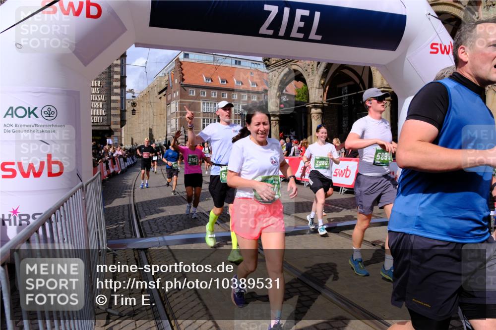 13.09.2026 - 21. swb-Marathon Bremen Tim E. http://msf.ph/oto/10389531 13.09.2026 13:32:08 Ziel 310, 578, 846, 3115, 3205, 3239, 3244, 3278, 3858, 3946, 3989, 4030, 4164, 4979, 4998, 5158, 5325, 5363, 5899, 6062, 6100, 6193, 6213, 6354, 6602, 7242, 7260, 7608, 7790, 7941, 7964, 8048, 8078, 8166, 8206, 8247, 8610, 8970, 9016, 9033, 9188, 9568, 9785, 9914, 13151, 13231 meine-sportfotos.de