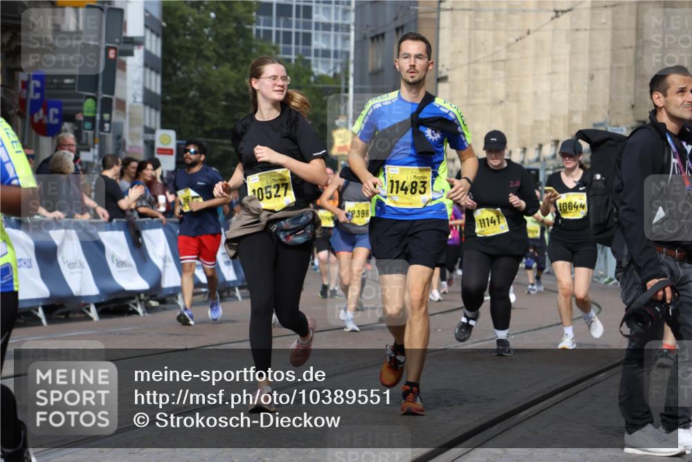 13.09.2026 - 21. swb-Marathon Bremen Strokosch-Dieckow http://msf.ph/oto/10389551 13.09.2026 11:11:10 Ziel 10148, 10163, 10461, 10462, 10547, 10653, 10792, 10841, 10911, 11043, 11047, 11237, 11309, 11327, 11335, 11465, 11513, 11583, 11756, 11846, 11993, 10419, 10611, 11036, 11216, 11231, 11458, 11745, 11870, 12126, 12148, 12396, 12464 meine-sportfotos.de