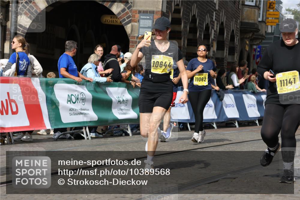 13.09.2026 - 21. swb-Marathon Bremen Strokosch-Dieckow http://msf.ph/oto/10389568 13.09.2026 11:11:15 Ziel 10148, 10163, 10461, 10462, 10527, 10547, 10653, 10792, 10841, 10911, 11043, 11237, 11327, 11335, 11465, 11483, 11513, 11691, 11756, 11993, 12401, 10546, 11036, 11216, 11231, 11289, 11458, 11702, 11870, 12126, 12148, 12220, 12464, 12508 meine-sportfotos.de