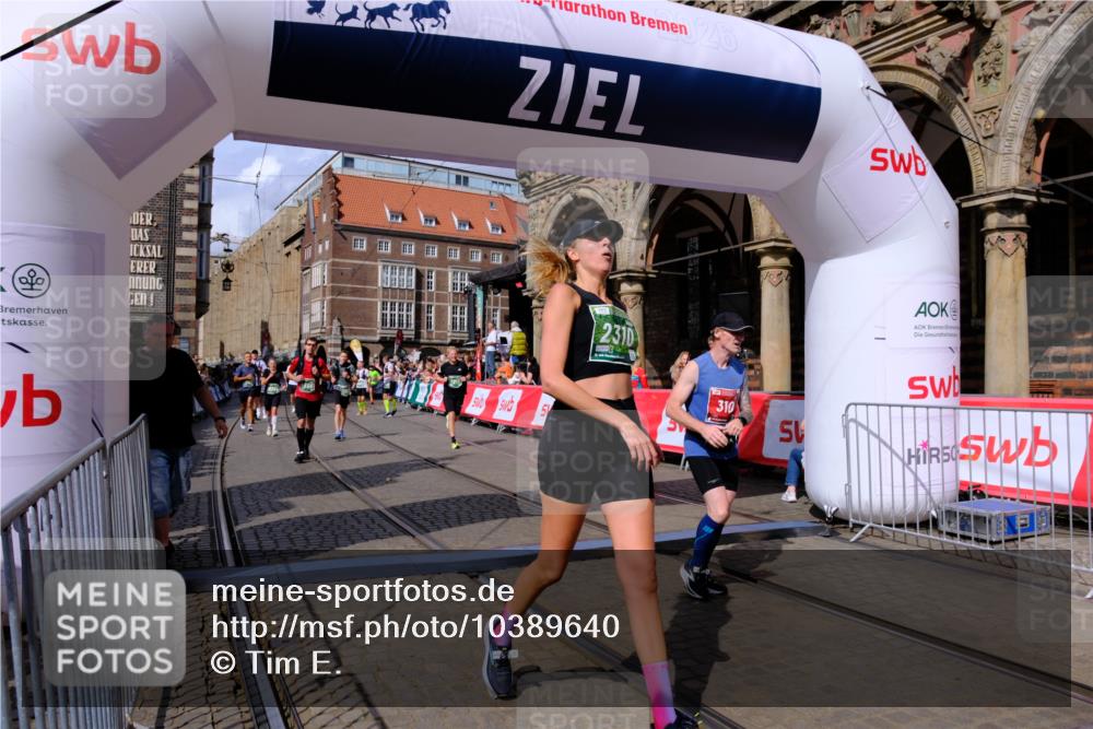 13.09.2026 - 21. swb-Marathon Bremen Tim E. http://msf.ph/oto/10389640 13.09.2026 13:32:28 Ziel 287, 1369, 2310, 2934, 3650, 3922, 3946, 4057, 4566, 4797, 5628, 6116, 6258, 6475, 6857, 6875, 7150, 7182, 7526, 7553, 7572, 7818, 8610, 8632, 9198, 9394, 9640, 13029, 13182 meine-sportfotos.de