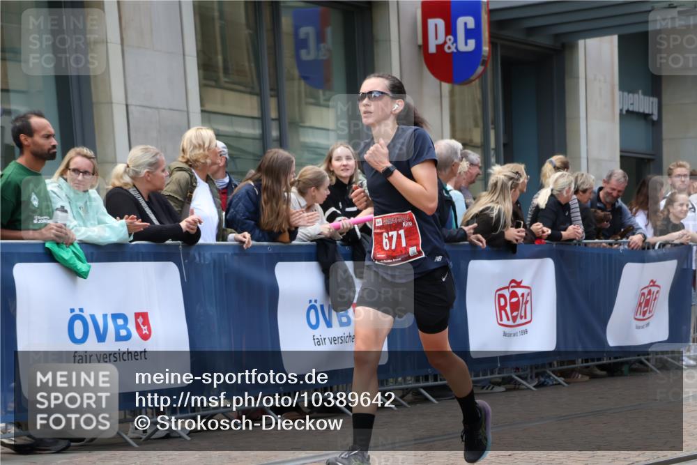 13.09.2026 - 21. swb-Marathon Bremen Strokosch-Dieckow http://msf.ph/oto/10389642 13.09.2026 13:00:27 Ziel 371, 453, 1136, 2141, 4904, 8749, 9849, 671, 912, 1550, 1571, 1754, 2683, 5776, 7015, 8689 meine-sportfotos.de
