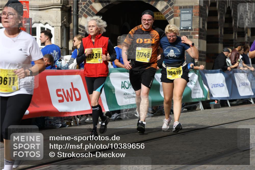 13.09.2026 - 21. swb-Marathon Bremen Strokosch-Dieckow http://msf.ph/oto/10389656 13.09.2026 11:11:24 Ziel 10163, 10313, 10527, 10611, 10644, 10653, 10792, 10841, 11043, 11062, 11141, 11237, 11483, 11679, 11691, 11993, 12396, 12401, 12507, 10155, 10510, 10511, 10546, 10552, 10977, 11239, 11289, 11533, 11702, 11927, 12082, 12220, 12286, 12311, 12336, 12508, 12553 meine-sportfotos.de